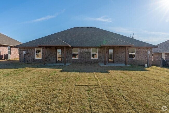 Building Photo - 1308 E Cavanaugh St Rental