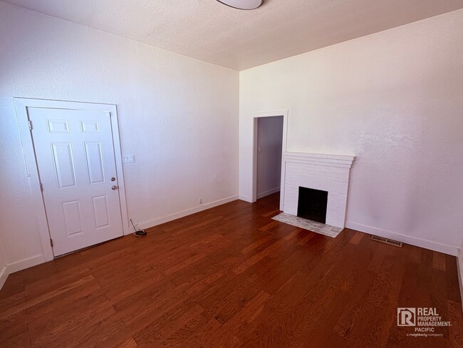 3513 Lincoln Ave Unit A