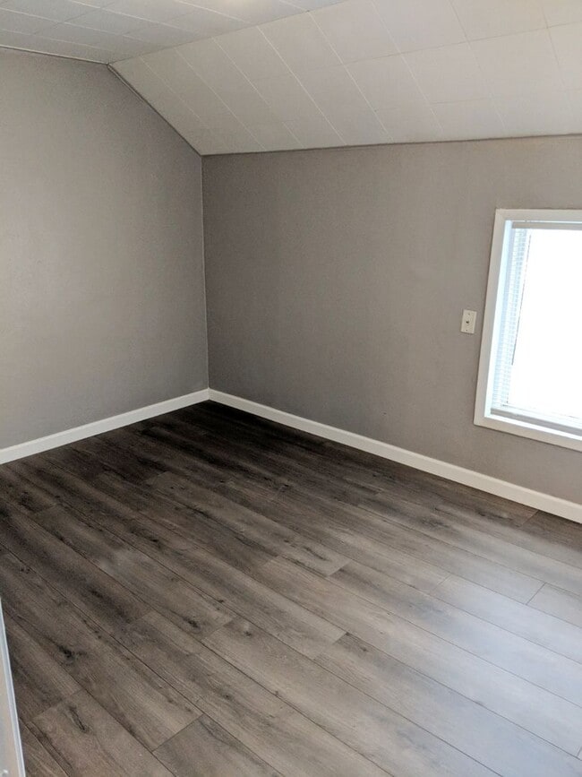 726 Ferry St Unit 604