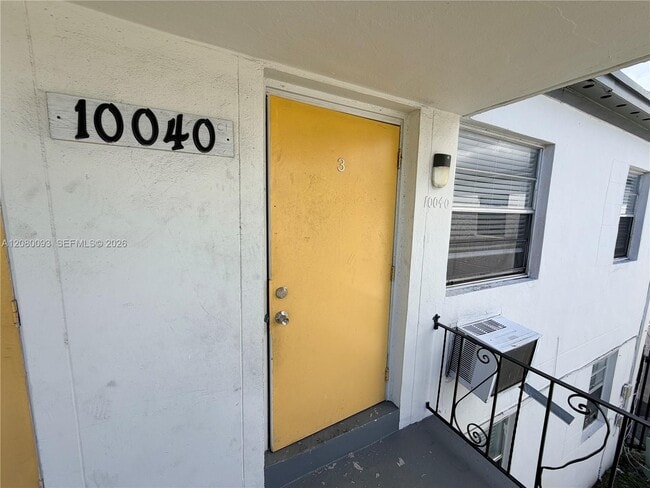 10040 NW 7th Ct Unidad 3-C