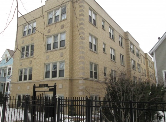Building Photo - 1914 W Lunt Ave Rental