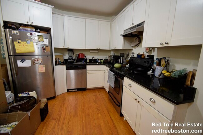 Photo - 1728 Beacon St Apartment Unit 1