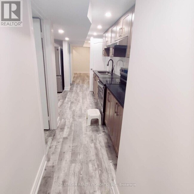 Photo - 217 Badessa Cir