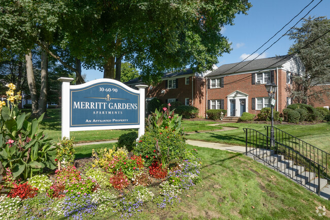 Merritt Associates - Merritt Associates Apartments