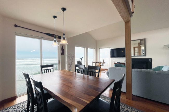 Photo - 6437 NW Finisterre Ave