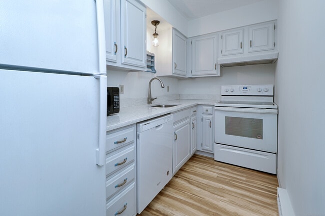 Photo - 155 Short Beach Rd Unit 311