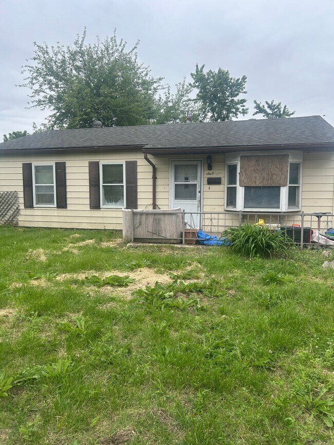Photo - 608 St Monica Dr