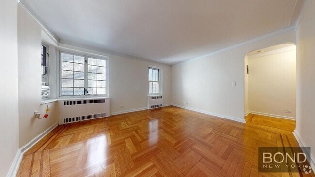 Building Photo - 1 Jane St Unit 1E Rental