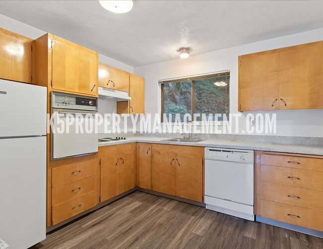 Town and Country Apartments