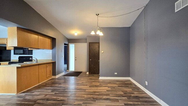 Photo - 903 Bidwell Dr