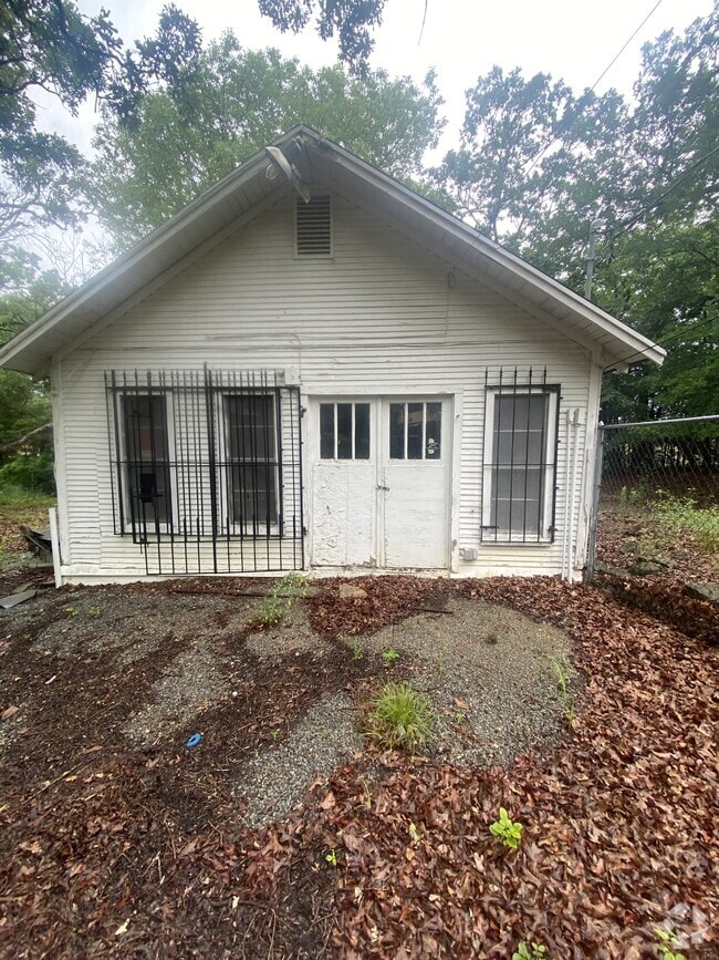 Building Photo - 3126 W Morton St Rental