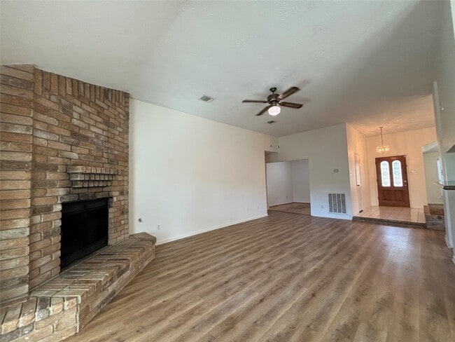 Photo - 15662 Pebble Lake Dr