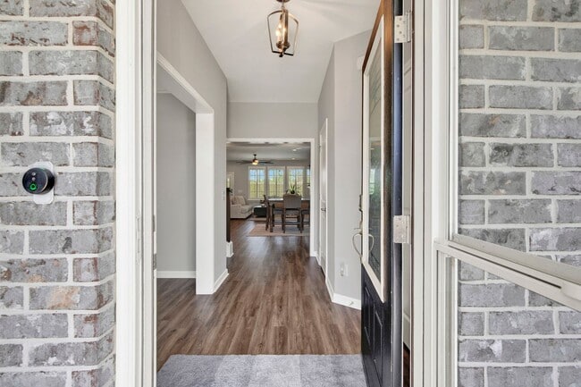 Photo - Savannah Quarters!