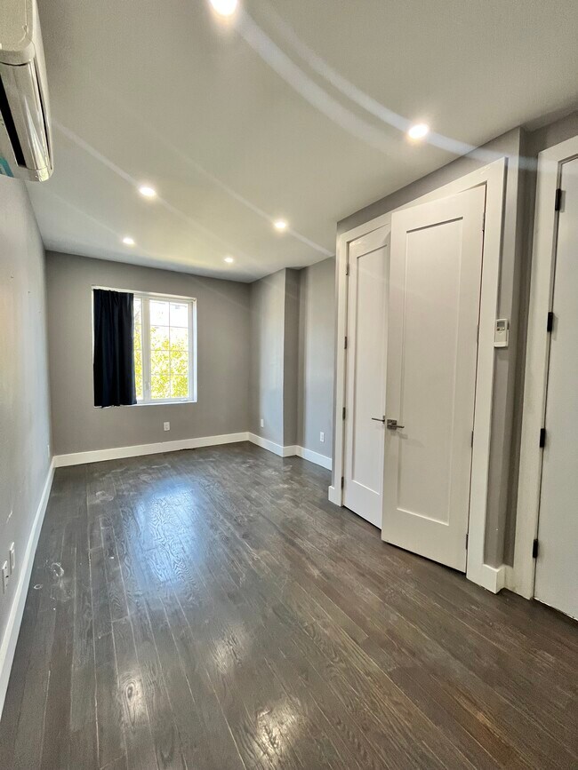 270 Hancock Ave 2 - 271 Hancock Ave Unit 2