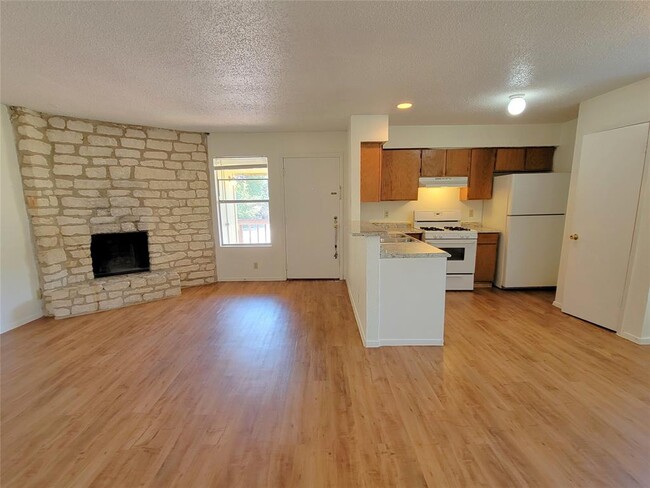 Photo - 302 Algerita Dr Townhome