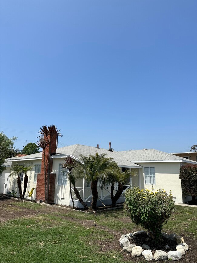 Photo - 5333 Inglewood Blvd