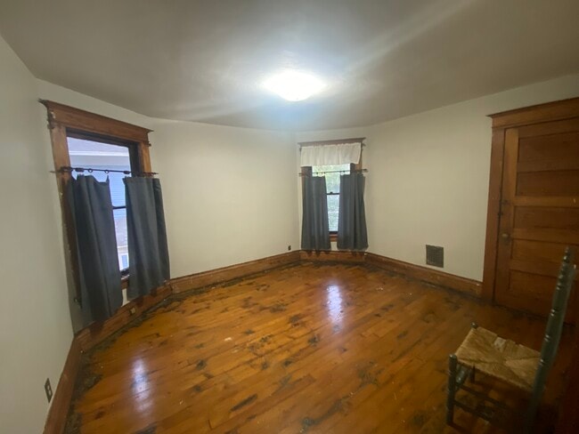 Photo - 2348 Fulton St