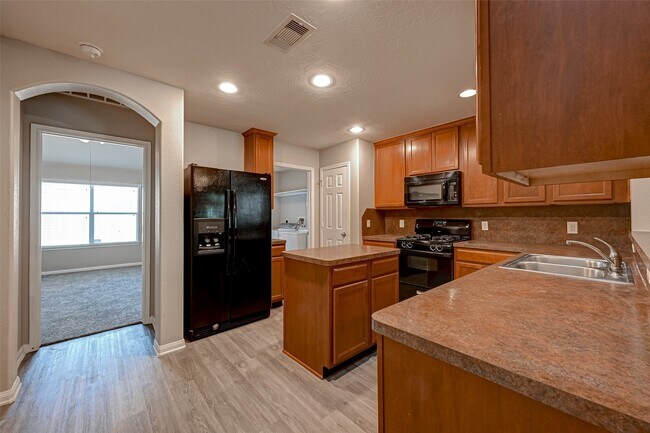 Photo - 8210 Rustic Cape Dr