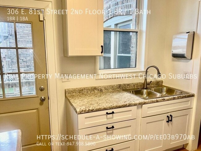 Photo - 306 E 81st St