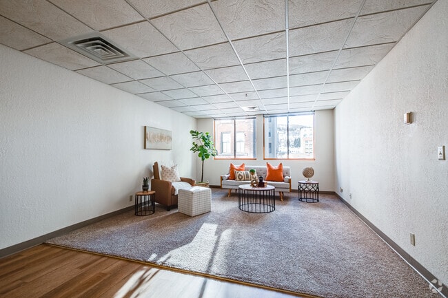 2BR, 2BA - Living Room