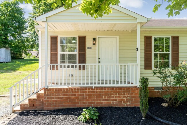 Photo - Three Bedroom Home Move in ready!