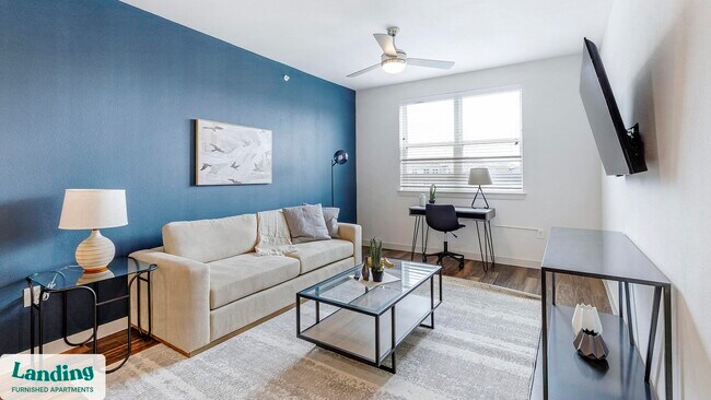 Photo - 255 Williamsburg Pkwy Unidad E308.1409539