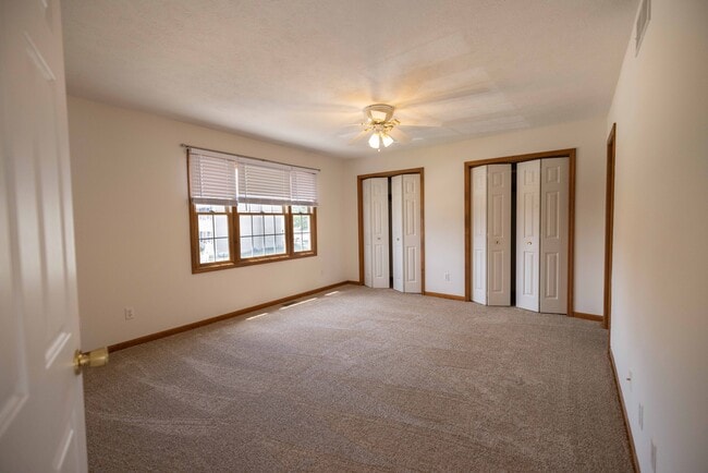 Photo - 1200 Henry St