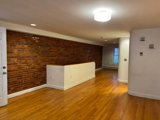 Photo - 28 Appleton St Unit #1