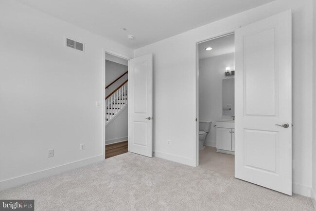 Photo - 1861 Shookstown Rd