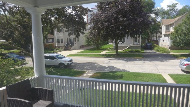 Photo - 136 Elgin Ave Unidad 1st Floor