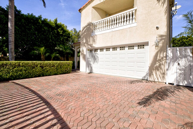 Photo - 15121 Marlin Pl