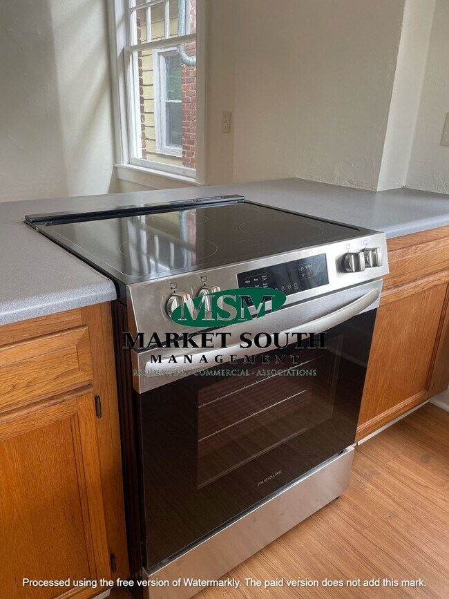 Photo - 539 E Henry St Unit #2