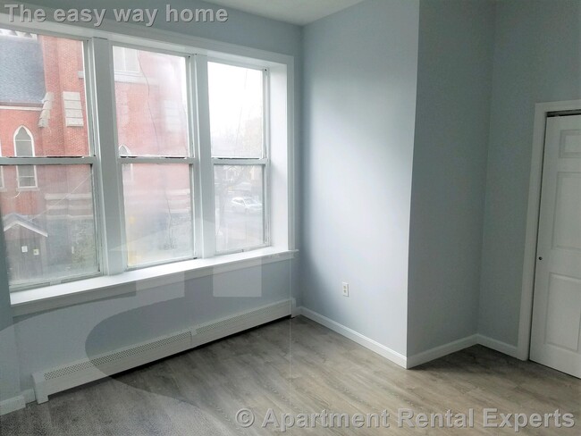 Photo - 4 Webster Ave Unit #2