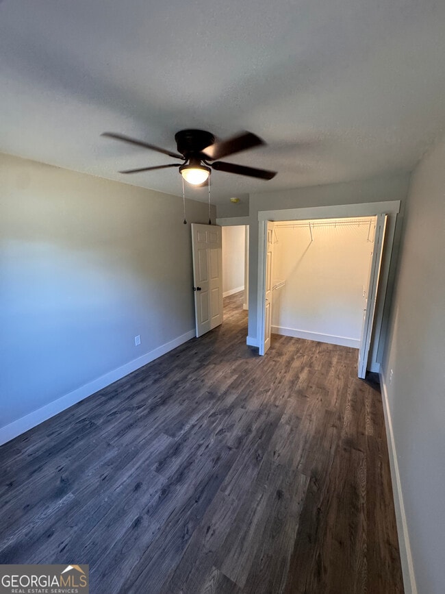 Photo - 186 Maret St