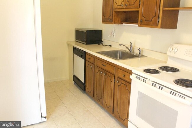 Photo - 1120 Linkside Dr