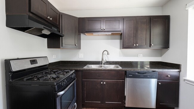 Photo - 5833 W Irving Park Rd Unit 1R