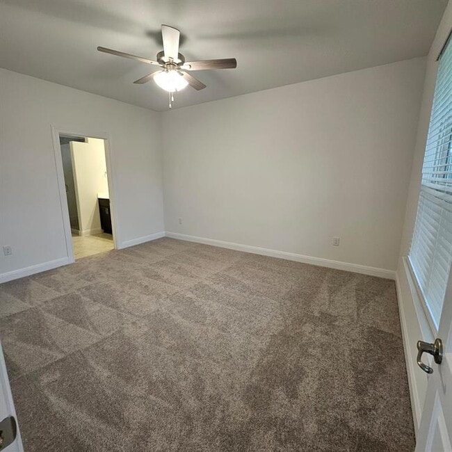 Photo - 10017 Milton Albert Way