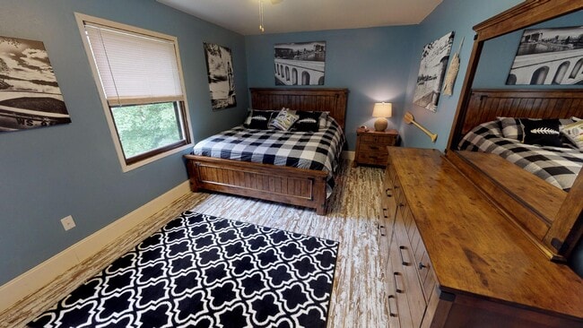 Photo - 2200 Brookview Ct