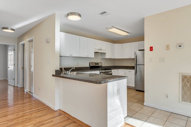 Photo - 529 M.L.K. Drive