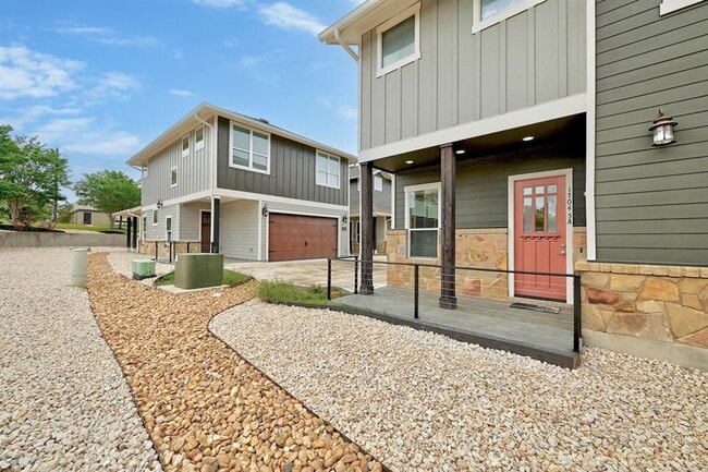 Photo - 1704 Cedar Bend Dr Unit 5B