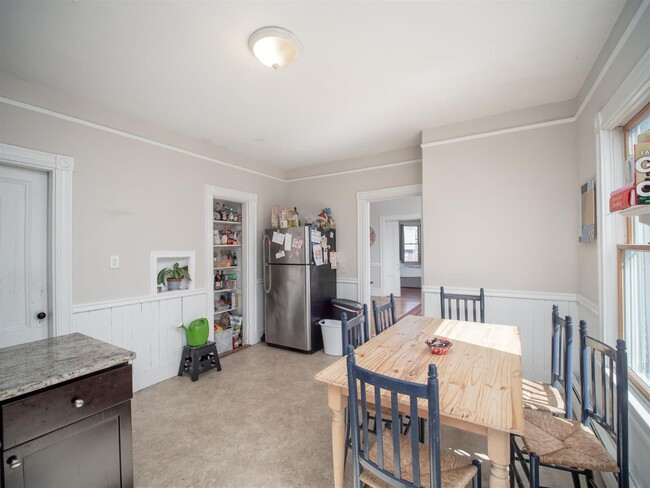 Photo - 306 Beacon St Condo Unit 3