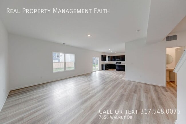 Photo - 7656 Walnut Dr