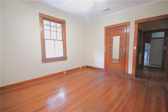 Photo - 922 Hillary St