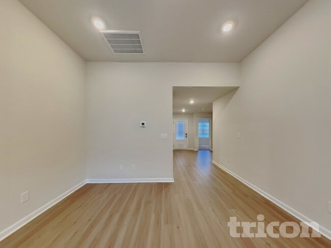 Photo - 25 Neuse Holw Ct