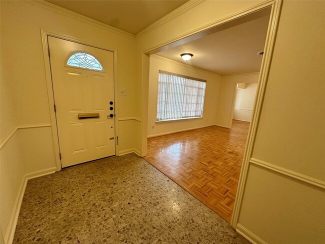 Photo - 12910 Queensbury Ln