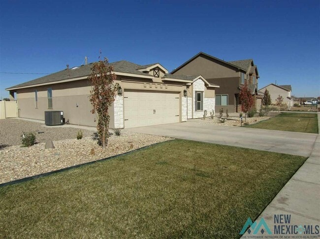 Photo - 2512 W Briscoe Ave