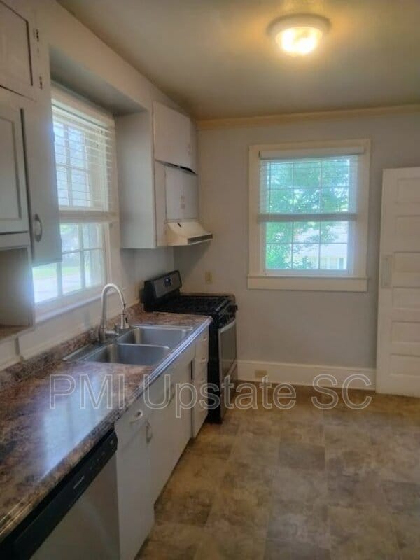 Photo - 129 Academy St