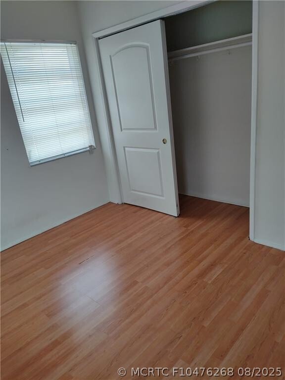 2361 NE 10th St Unit 5
