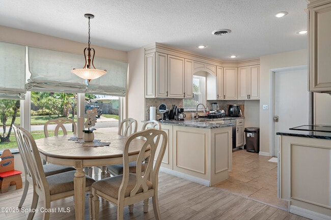 Photo - 116 Royal Palm Ave