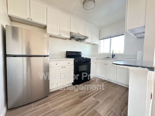 5934 Cloverly Ave Unidad C